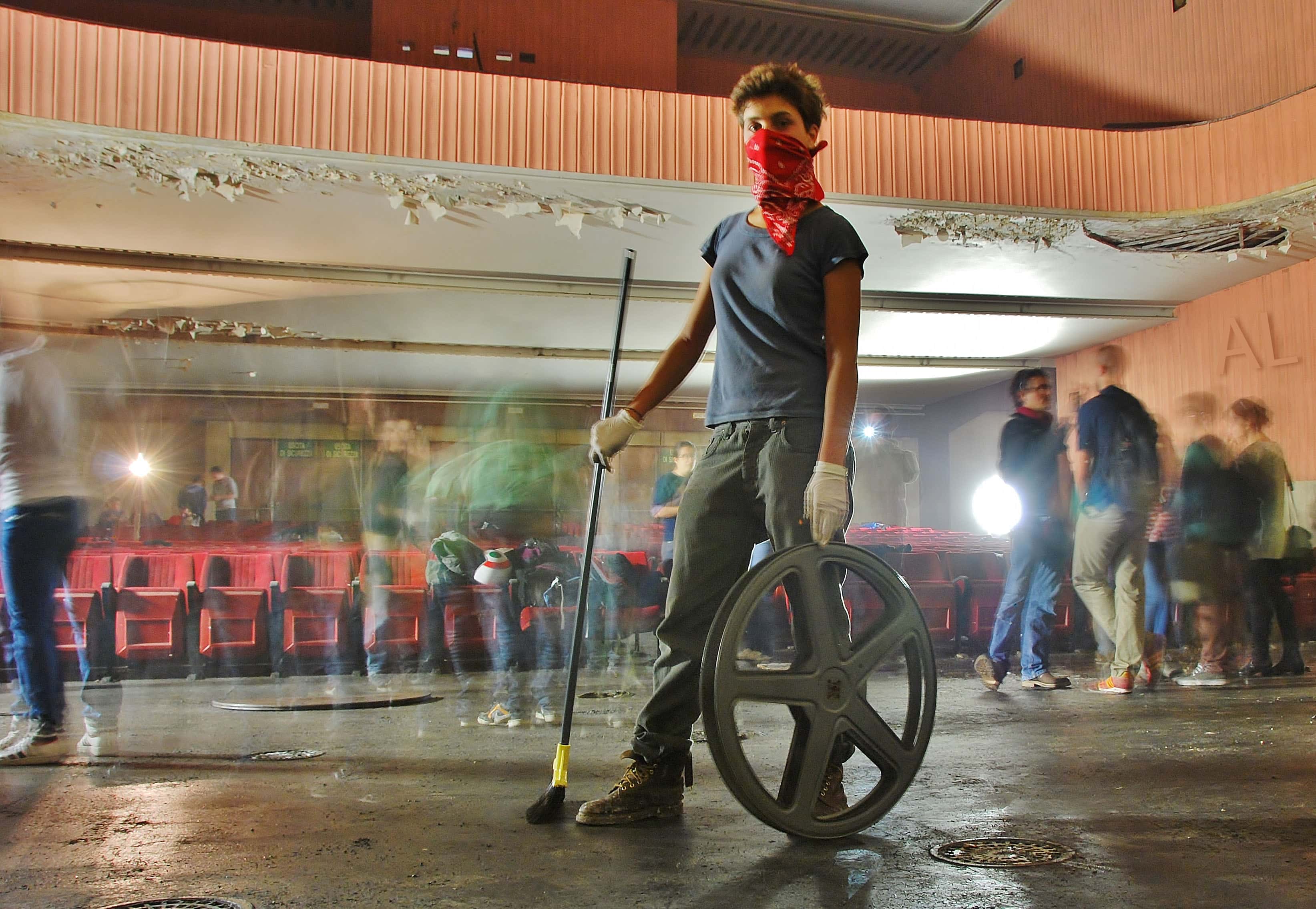 Occupazione del Cinema America in Via Natale del Grande